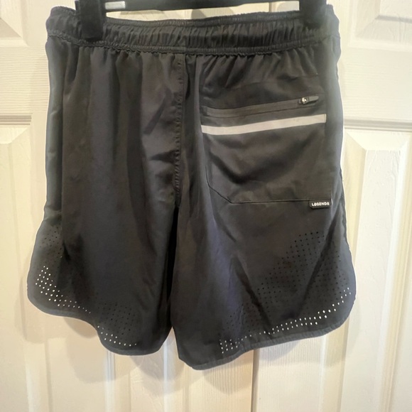 Legends brand Black Men's Athletic Shorts - Picture 5 of 8
